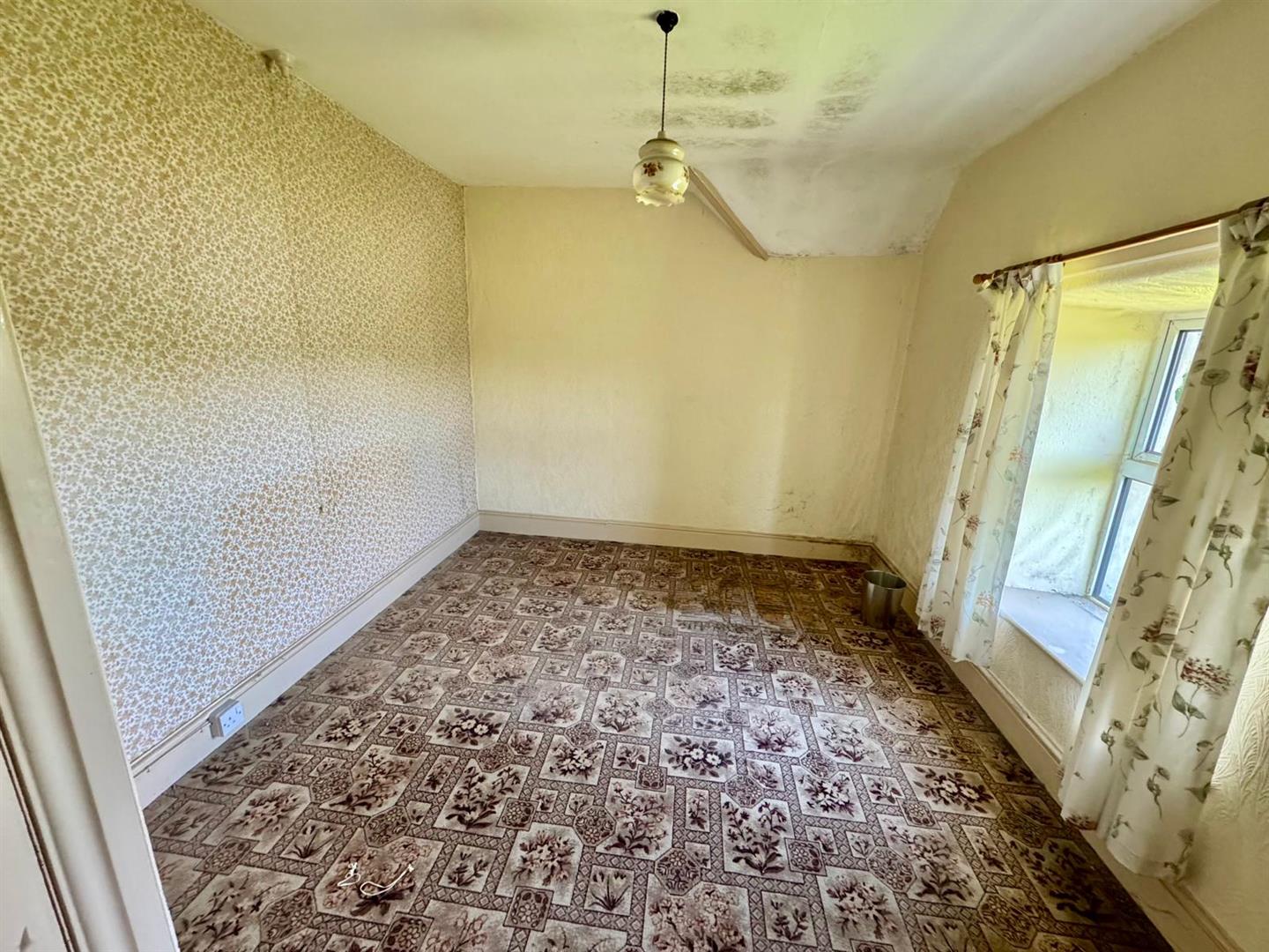 PHOTO-2025-12-08-16-42-39 (14).jpg